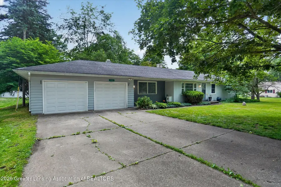 12419 E Greenfield Road, Lansing, MI 48917 - #2