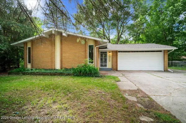 1717 Tuscany Lane, Holt, MI 48842