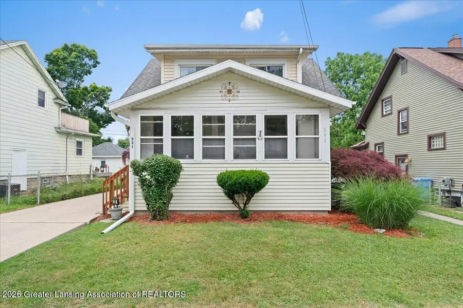 531 Pacific Avenue, Lansing, MI 48910 - #2