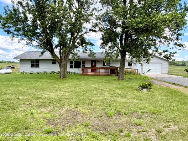 7916 W Vermontville, Vermontville, MI 49096