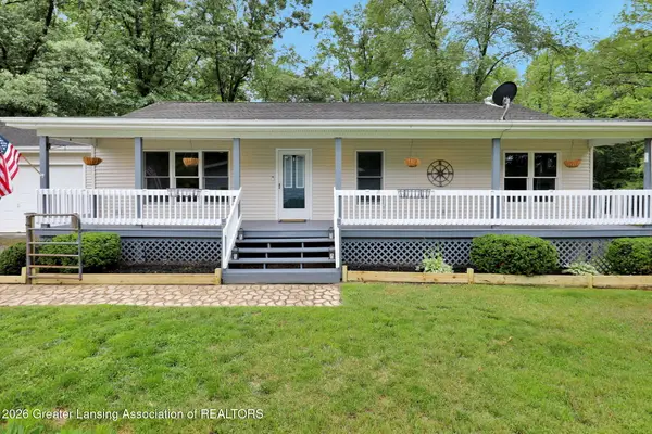 2662 Gilletts Lake Road, Jackson, MI 49201