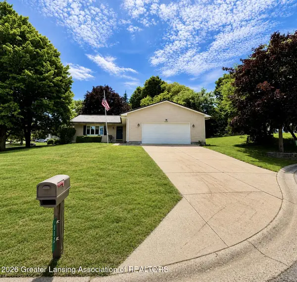 112 Wedgewood Drive, Charlotte, MI 48813