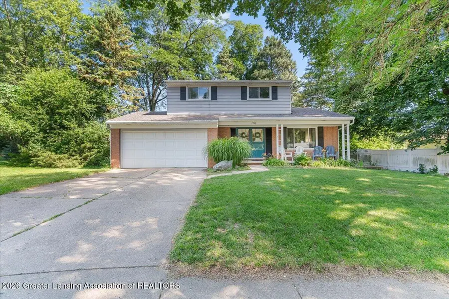 2709 Greenbriar Avenue, Lansing, MI 48912 - #2