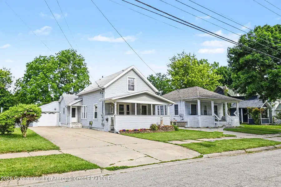925 Clark Street, Lansing, MI 48906 - #2