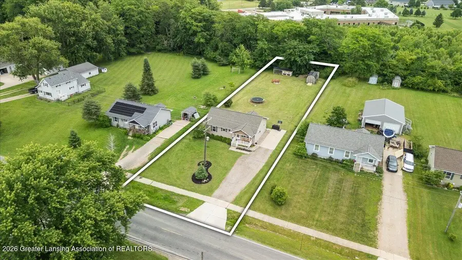 1523 S Lansing Street, Saint Johns, MI 48879 - #2