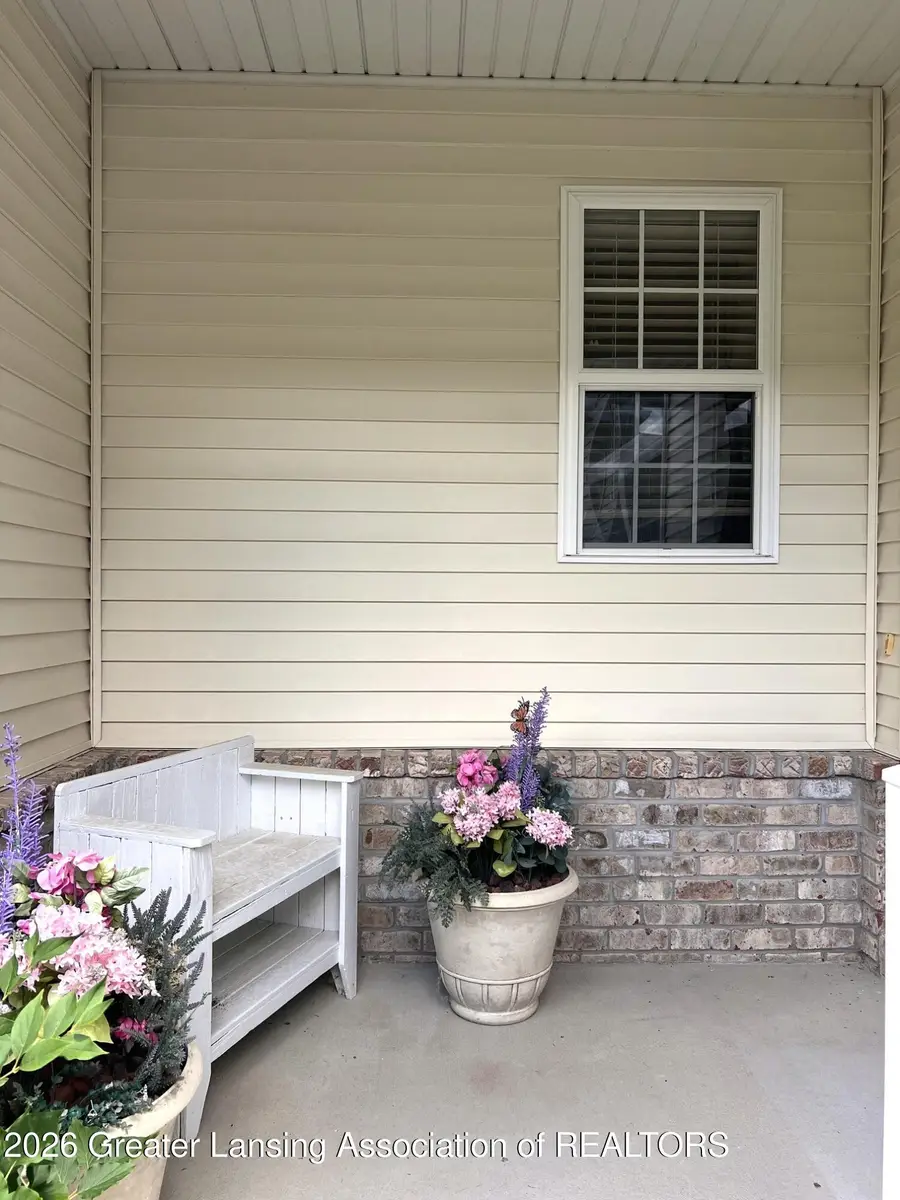 1701 N Crystal Cove Drive #47, Haslett, MI 48840 - #2