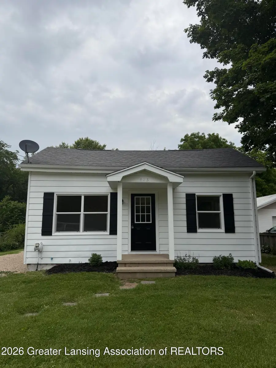 425 Sumpter Street, Charlotte, MI 48813 - #2