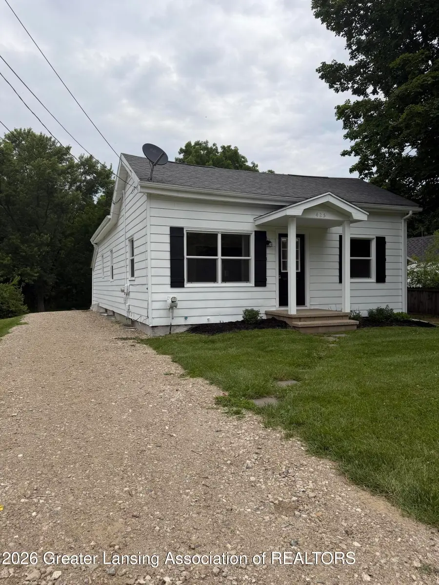 425 Sumpter Street, Charlotte, MI 48813 - #3