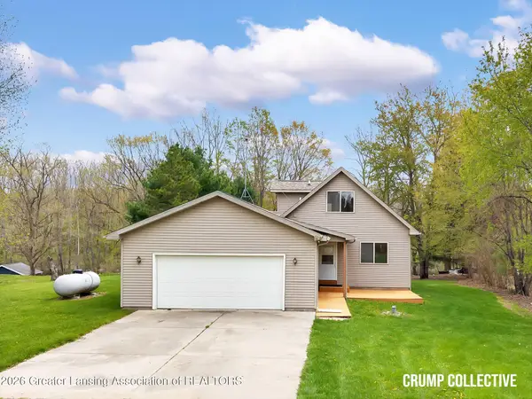 9129 Lakeside Drive, Perrinton, MI 48871