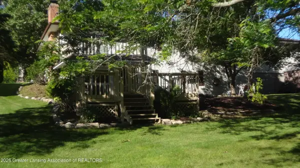 524 Gettysburg Drive, Lansing, MI 48917