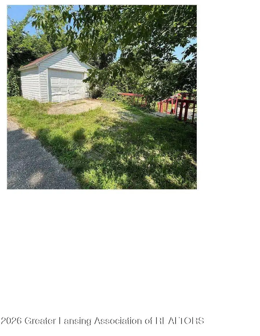 1810 Coleman Avenue, Lansing, MI 48910 - #2