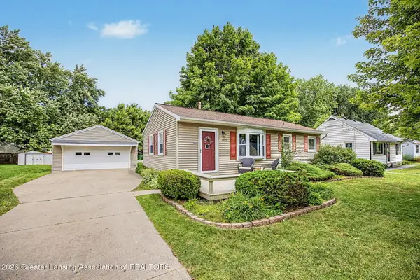 6923 Meese Drive, Lansing, MI 48911
