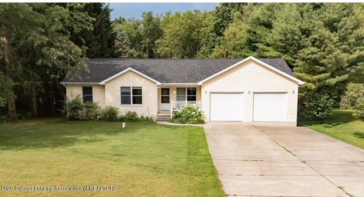 7310 W Victoria Drive, Laingsburg, MI 48848 - #1
