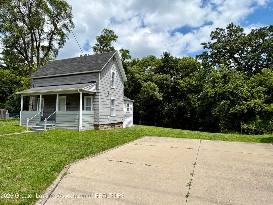 535 S Fairview Avenue, Lansing, MI 48912 - #2