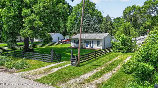 6143 Porter Avenue, East Lansing, MI 48823