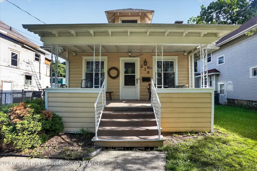316 Smith Avenue, Lansing, MI 48910 - #2