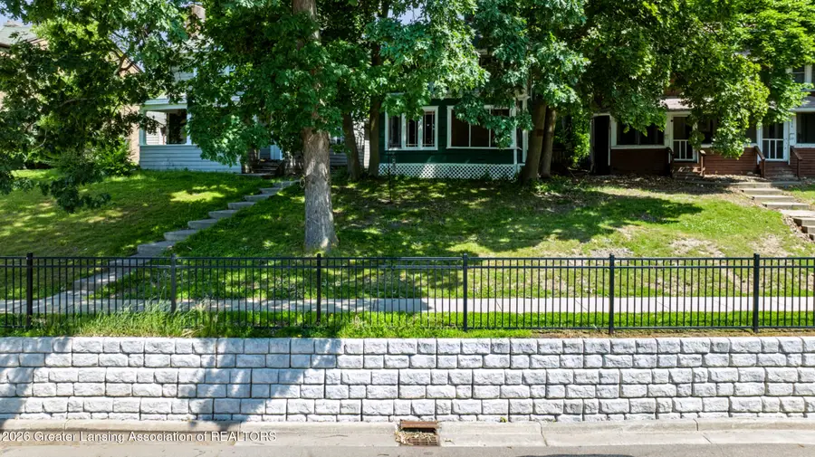 320 Oakhill Avenue, East Lansing, MI 48823 - #2