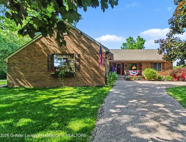 5589 N Territorial Road, Ann Arbor, MI 48105