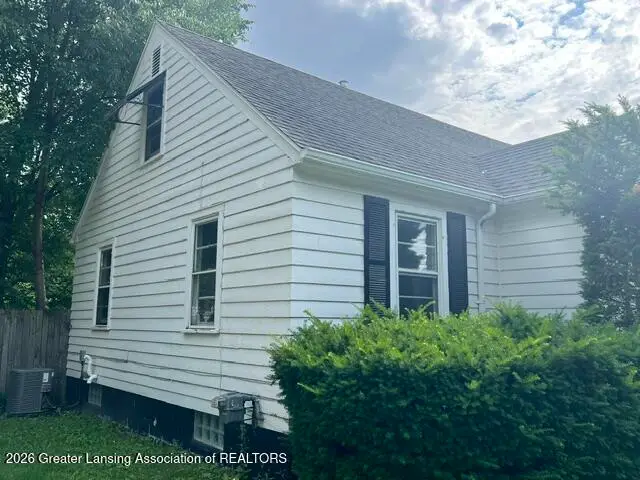 524 Lincoln Avenue, Lansing, MI 48910 - #3