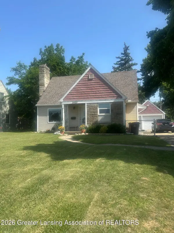 3420 W Saginaw Street, Lansing, MI 48917