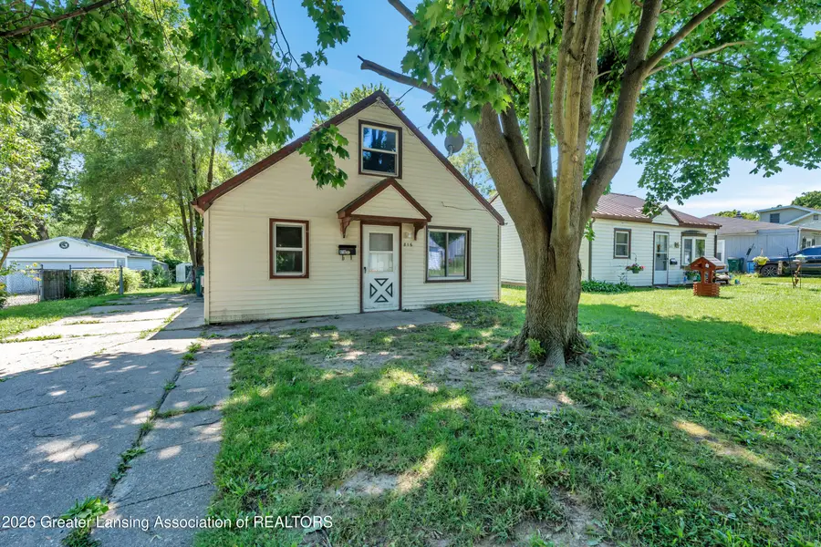 816 E Harris Street, Lansing, MI 48906 - #2