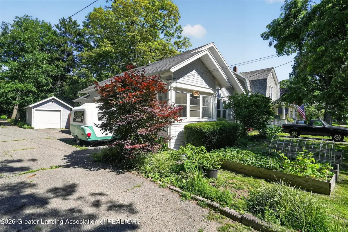 1715 Beal Avenue, Lansing, MI 48910 - #1