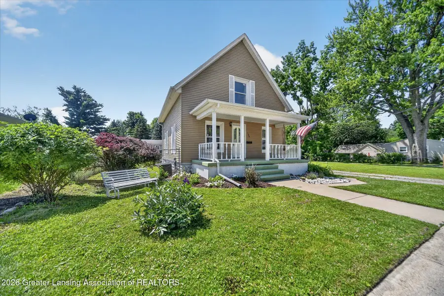 134 Elm Street, Grand Ledge, MI 48837 - #2