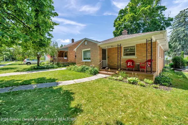 1015 N Verlinden Avenue, Lansing, MI 48915