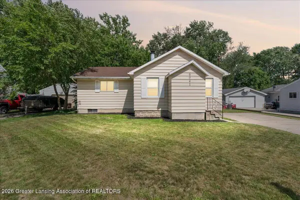 6041 Hilliard Road, Lansing, MI 48911