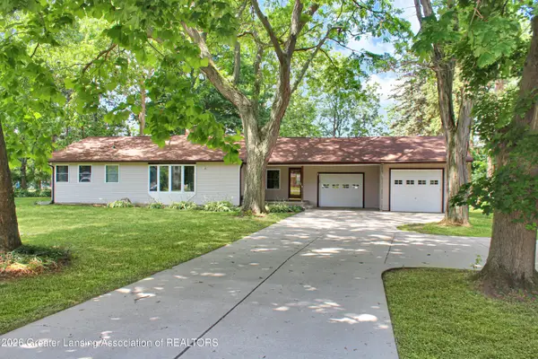 7702 Woodbury, Laingsburg, MI 48848
