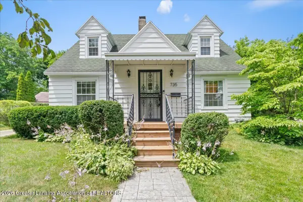 735 Mahlon Street, Lansing, MI 48906