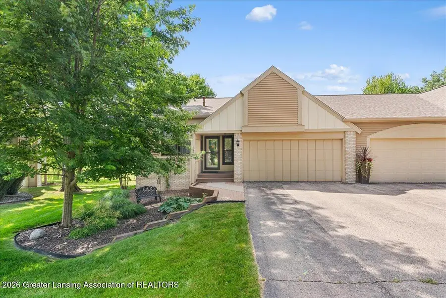 1221 Brook Trail, Lansing, MI 48917 - #2