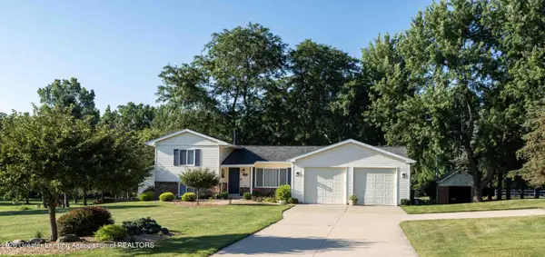 6252 N River Highway, Grand Ledge, MI 48837