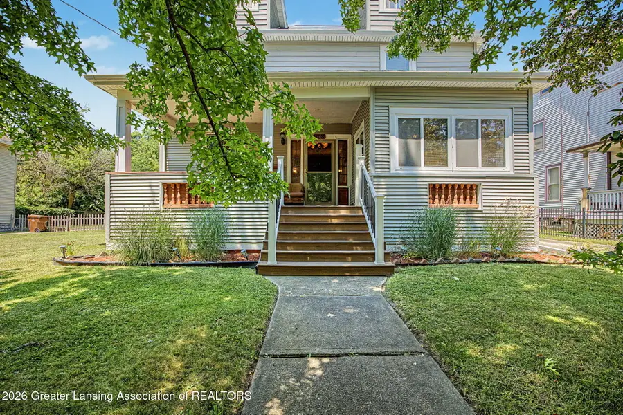 1108 W Ottawa Street, Lansing, MI 48915 - #2