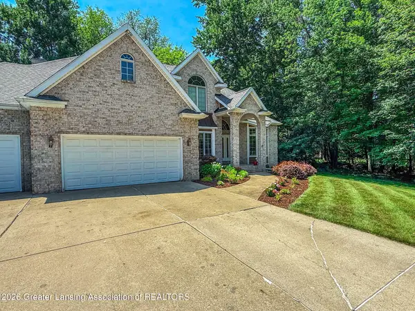 5510 White Ash Lane, Haslett, MI 48840