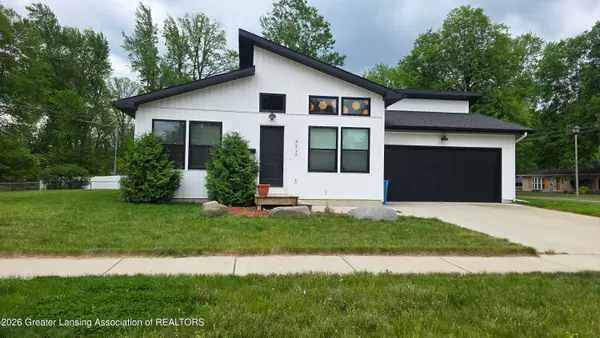 3217 Rice Court, Lansing, MI 48911