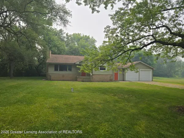 3725 Lansing Road, Perry, MI 48872
