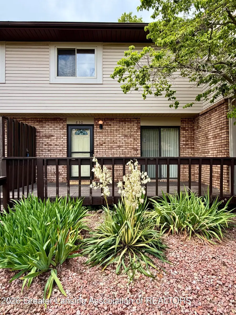 830 Armstrong Road #17, Lansing, MI 48911 - #2