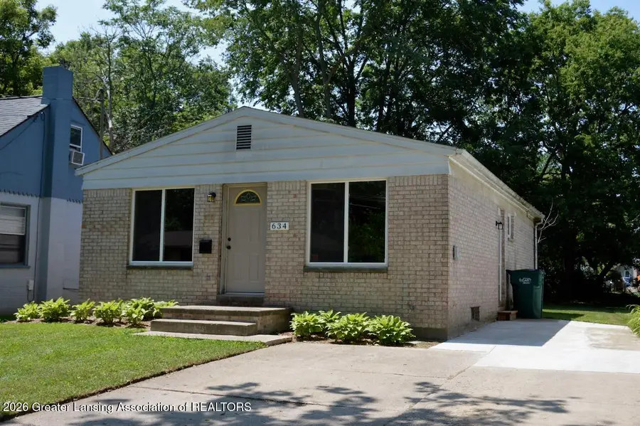 634 S Foster Avenue, Lansing, MI 48912 - #3