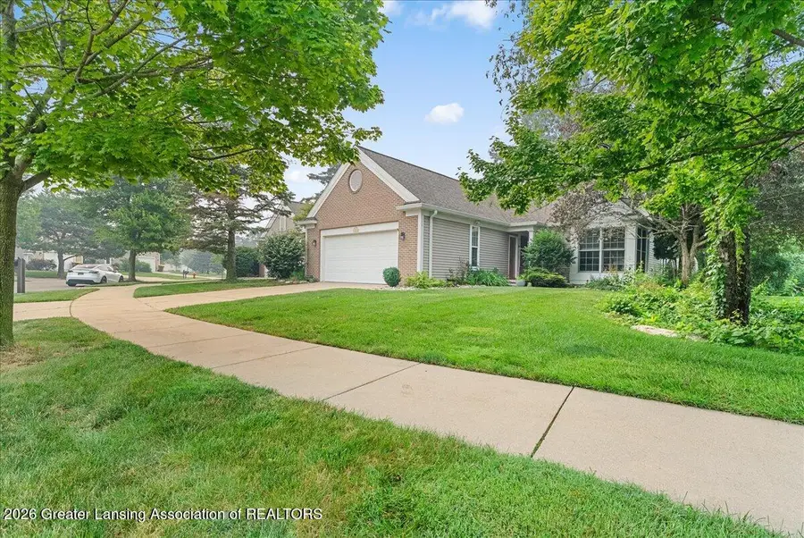 1915 Creek Landing, Haslett, MI 48840 - #2