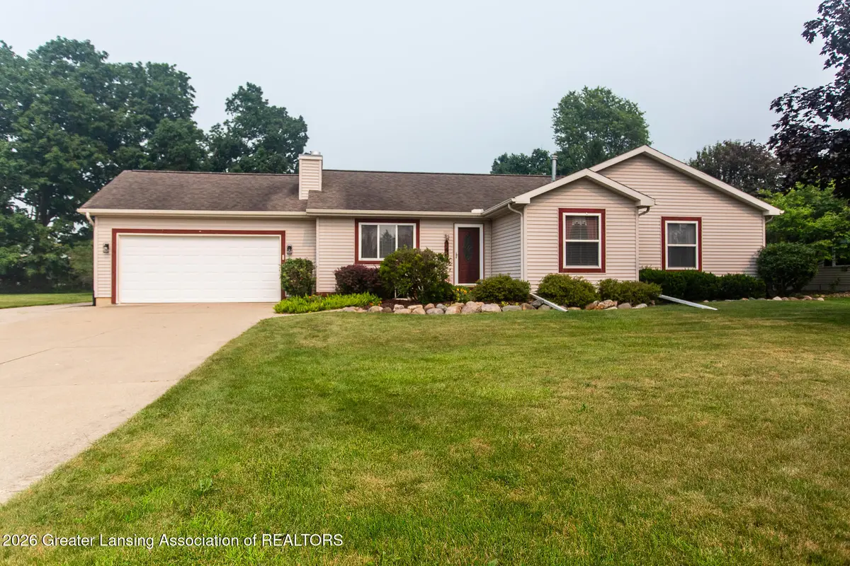 340 Shelby Lane, Dimondale, MI 48821 - #1