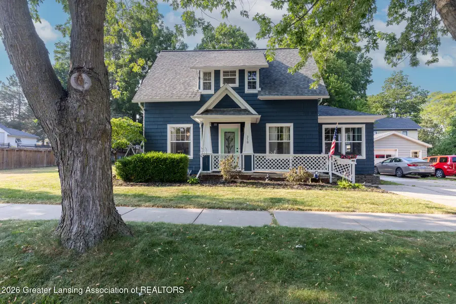 318 Washington Street, Portland, MI 48875 - #2