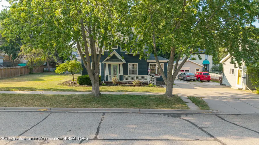 318 Washington Street, Portland, MI 48875 - #3