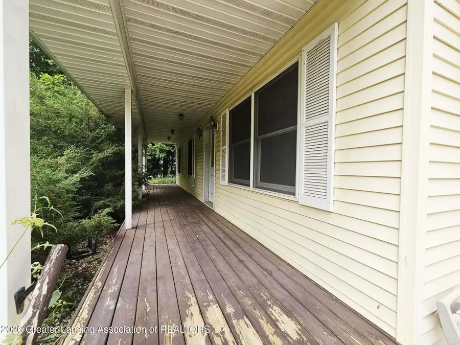 1617 S Ionia Road, Vermontville, MI 49096 - #2