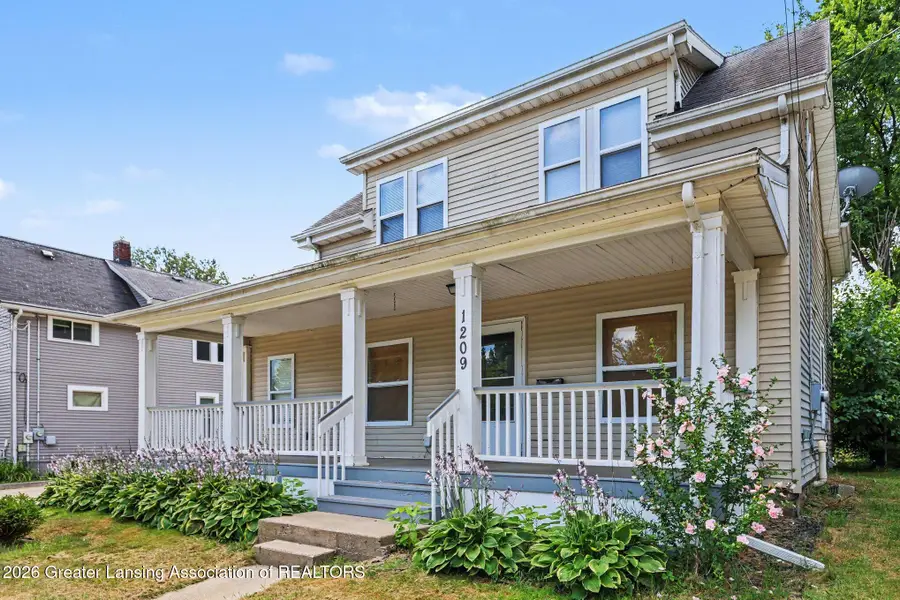 1209 W Ottawa Street, Lansing, MI 48915 - #2