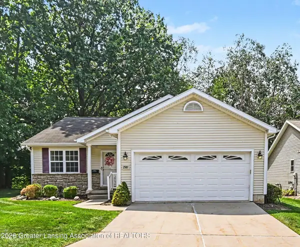 2501 Arbor Forest Drive, Lansing, MI 48910