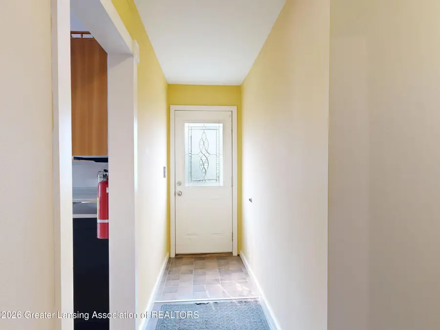127 W Fairfield Avenue, Lansing, MI 48906 - #2