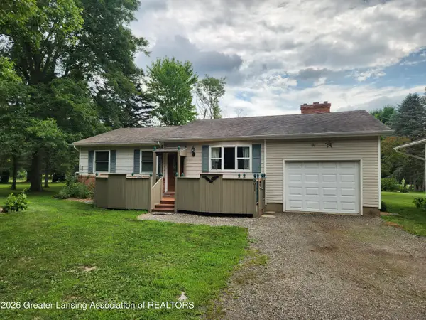2011 Flanders Road, Charlotte, MI 48813
