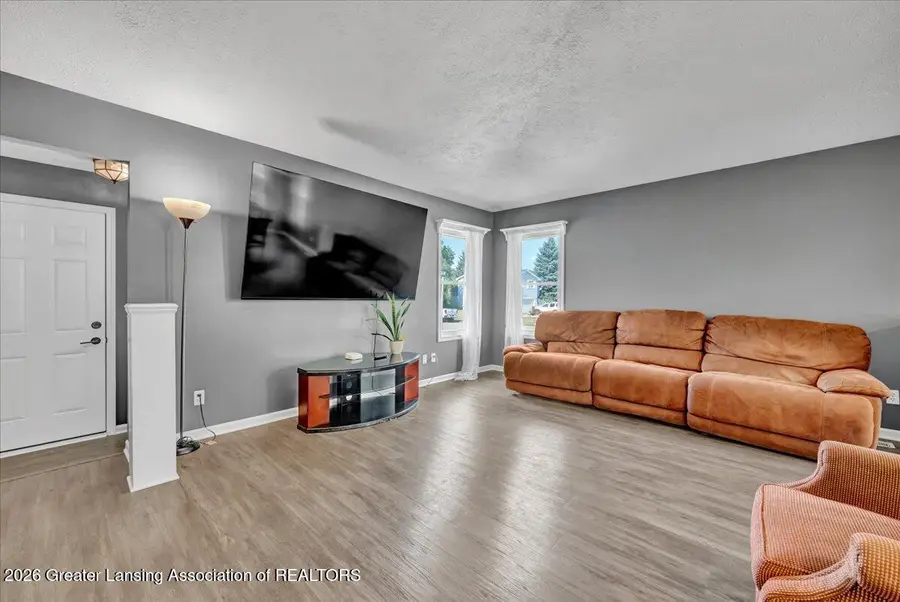 430 Dutch Hill Drive, Lansing, MI 48917 - #2
