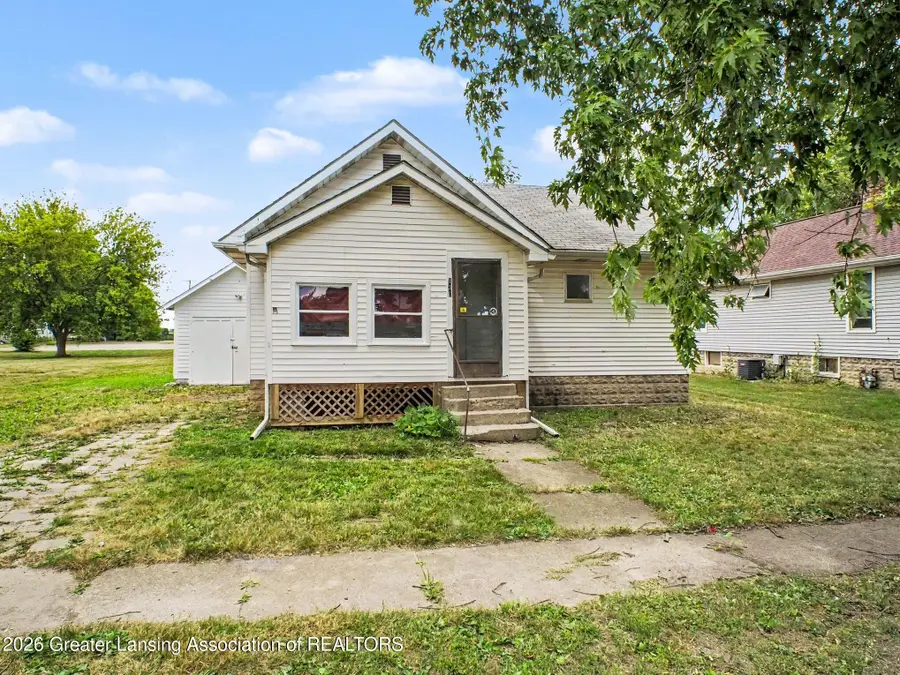 130 W Fulton Avenue, Pompeii, MI 48874 - #2